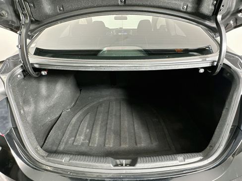 Used 2013 Hyundai Elantra FWD image 24