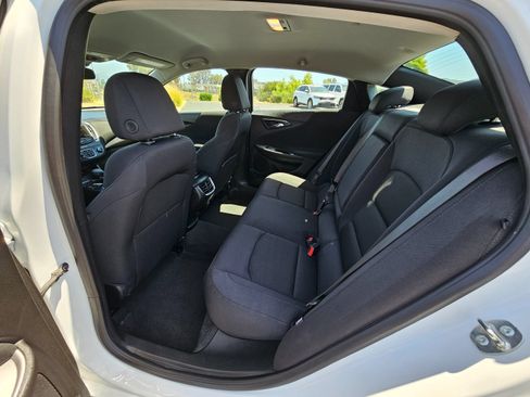 Used 2024 Chevrolet Malibu LT FWD image 19