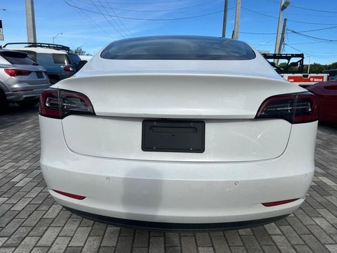 Used 2022 Tesla Model 3 RWD image 6