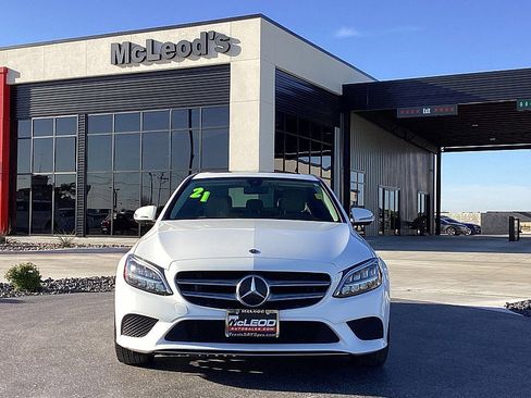 Used 2021 Mercedes-Benz C 300 Sedan image 2