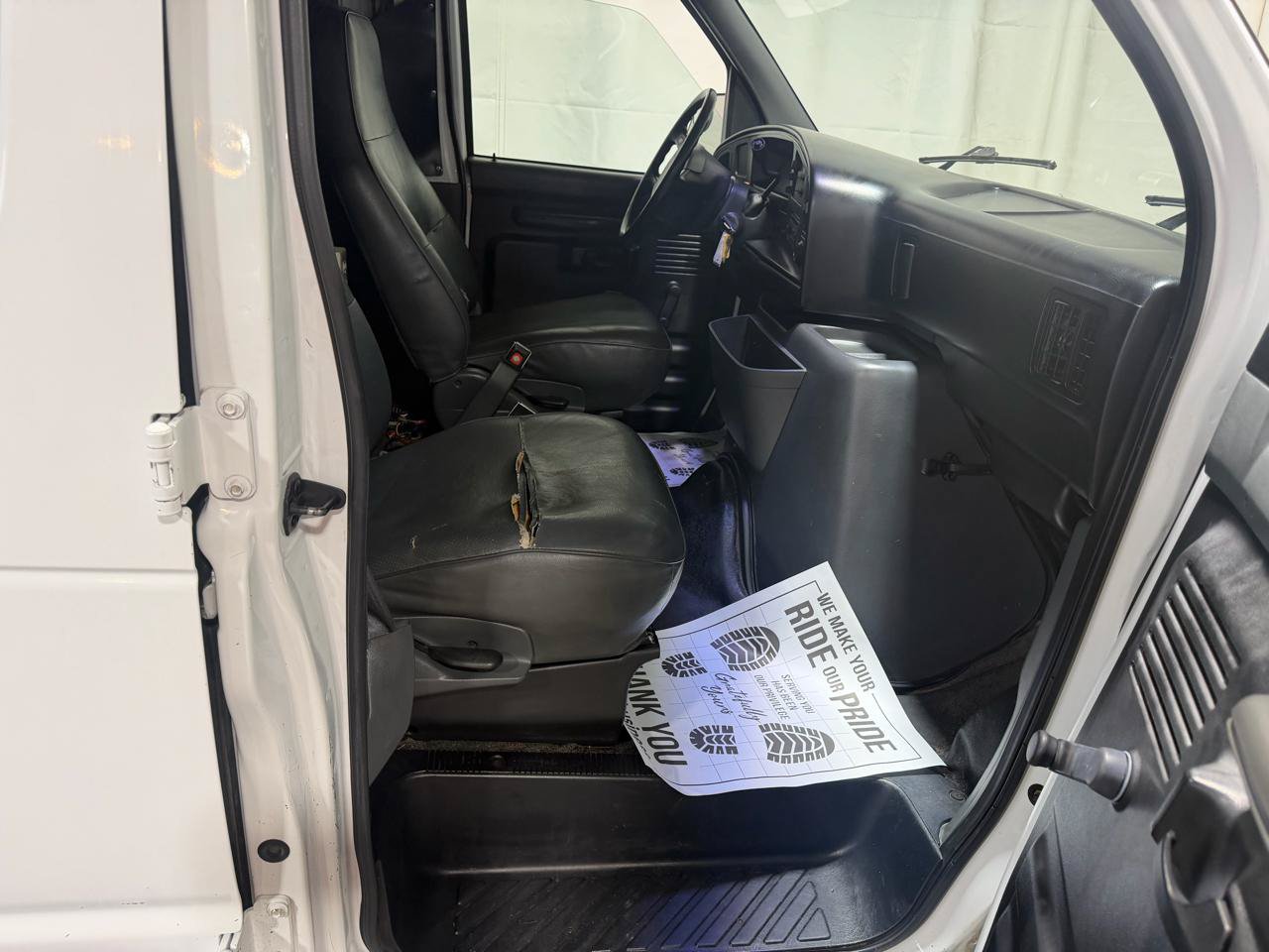 Used 1995 Ford E-250 and Econoline 250 Heavy-Duty RWD image 10