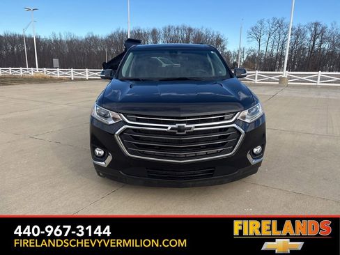 Used 2021 Chevrolet Traverse LT image 9