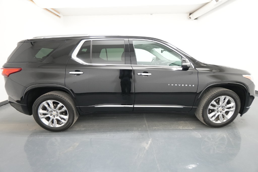 Used 2021 Chevrolet Traverse High Country AWD/4WD image 9