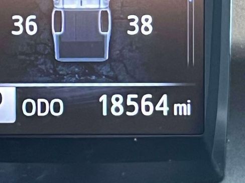 Certified 2023 Toyota Tacoma TRD Off-Road w/ TRD Premium Off Road Package image 28