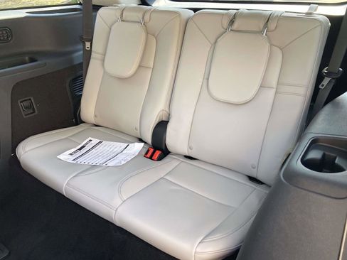 New 2025 Lincoln Aviator 2WD image 18