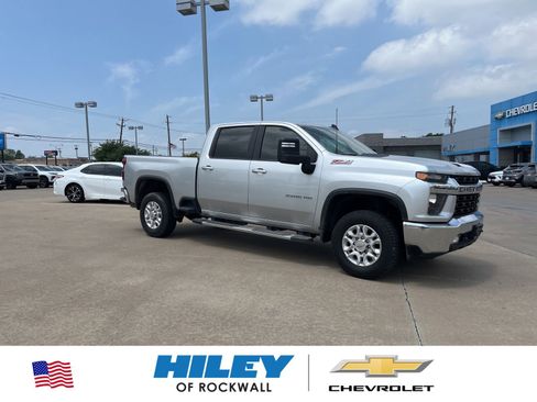 Used 2022 Chevrolet Silverado 2500 LT w/ Convenience Package AWD/4WD image 1