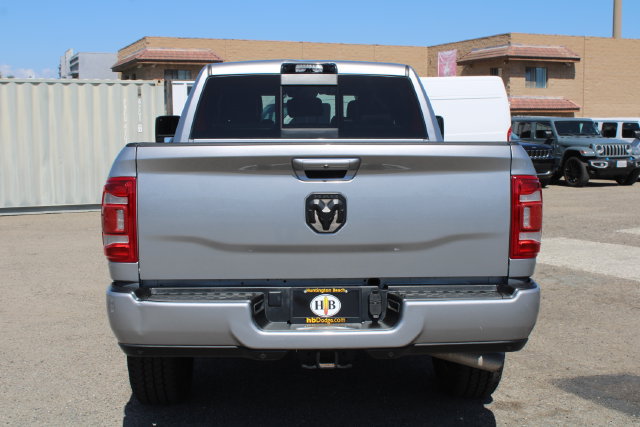 Used 2023 RAM 2500 Laramie AWD/4WD image 5