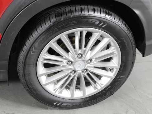 Used 2020 Hyundai Kona SEL w/ Cargo Package FWD image 11