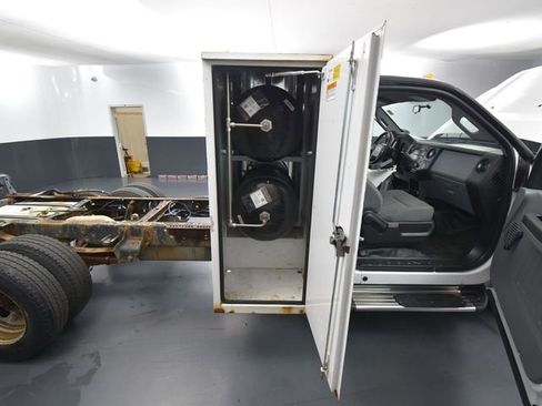 Used 2015 Ford F350 XL image 31