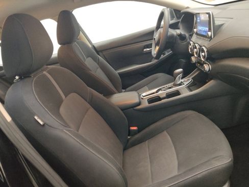 Used 2025 Nissan Sentra SV image 21