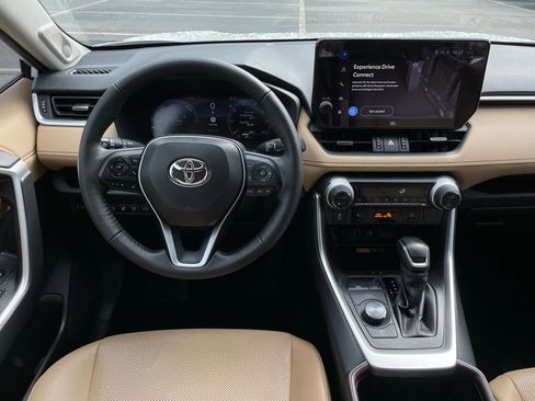 Used 2025 Toyota RAV4 Limited w/ Advanced Technology Package AWD/4WD image 11