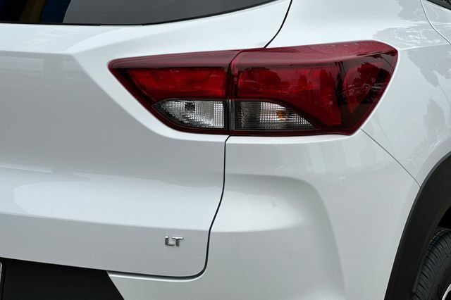 New 2026 Chevrolet TrailBlazer LT w/ Convenience Package AWD/4WD image 37