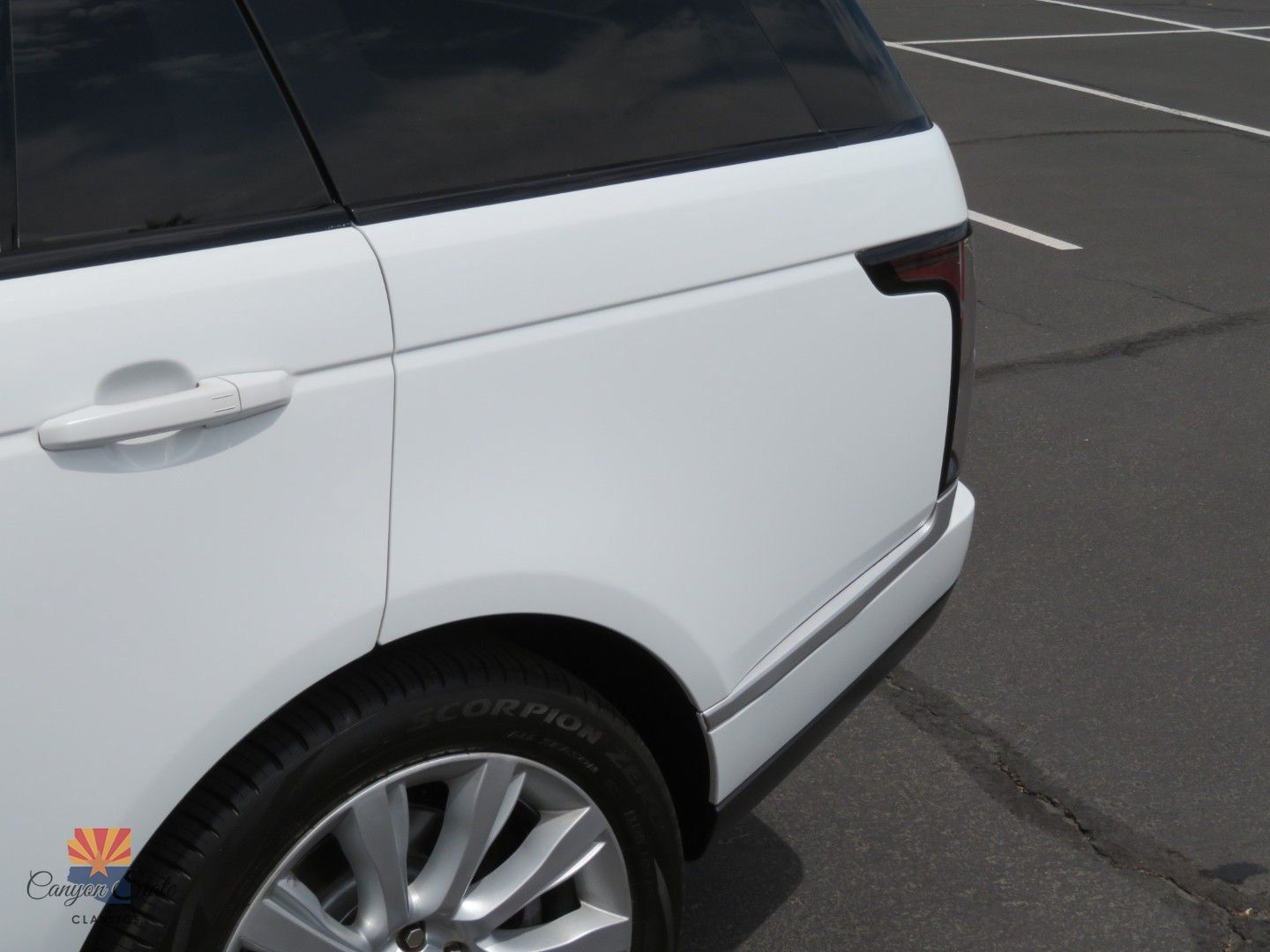 Used 2014 Land Rover Range Rover Long Wheelbase Supercharged AWD/4WD image 17