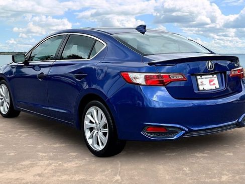 Used 2017 Acura ILX FWD image 6