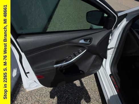 Used 2014 Ford Focus ST w/ Equipment Group 201A FWD image 14