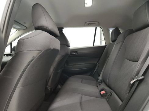 Used 2023 Toyota Corolla Cross LE AWD/4WD image 10