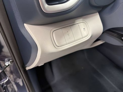 New 2026 Hyundai Venue SEL FWD image 22