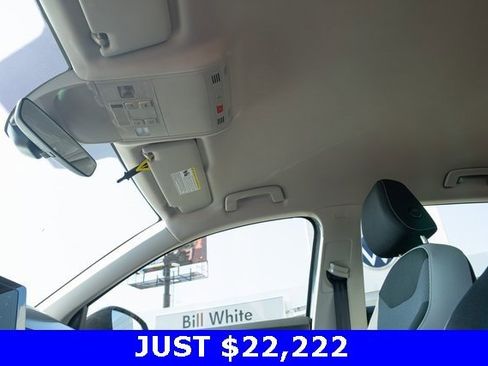 New 2025 Volkswagen Taos S image 17