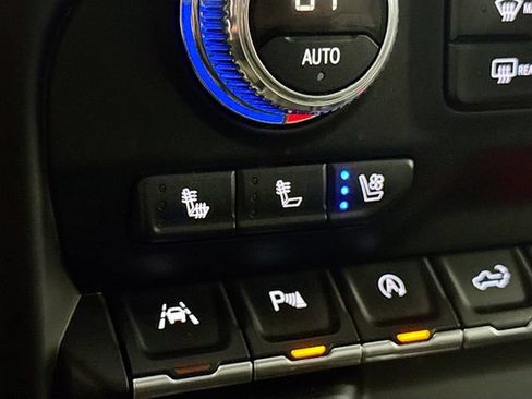 Used 2019 GMC Sierra 1500 SLT AWD/4WD image 21