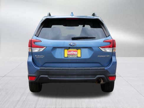 Certified 2022 Subaru Forester Premium w/ Popular Package #1 AWD/4WD image 6