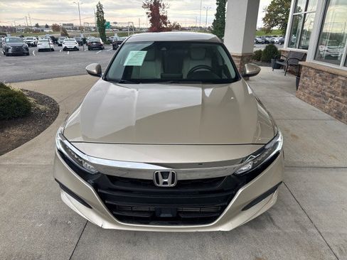 Used 2018 Honda Accord LX image 3