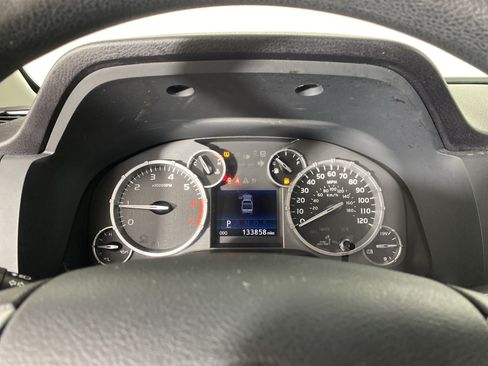 Used 2014 Toyota Tundra SR5 AWD/4WD image 19
