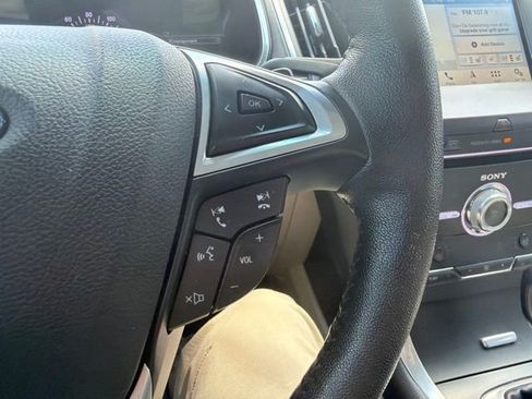 Used 2018 Ford Edge Titanium w/ Equipment Group 302A AWD/4WD image 47