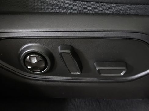 Used 2023 Jeep Grand Cherokee L Overland AWD/4WD image 39