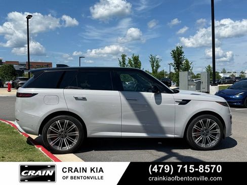 Used 2025 Land Rover Range Rover Sport Dynamic SE AWD/4WD image 8