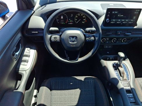 Certified 2026 Honda HR-V Sport image 11