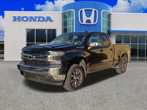 Used 2020 Chevrolet Silverado 1500 LT w/ All-Star Edition AWD/4WD image 9