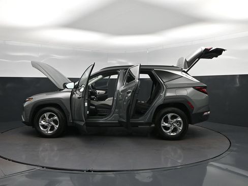 Used 2024 Hyundai Tucson SEL AWD/4WD image 46