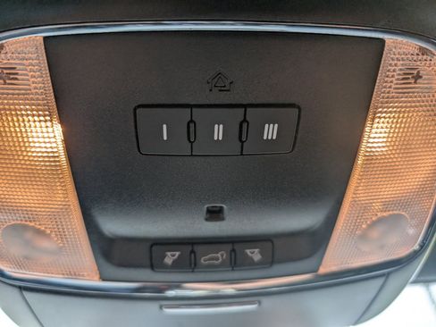 Used 2020 Jeep Grand Cherokee Altitude image 24