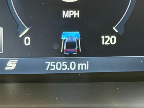 Used 2023 Ford F150 Lightning Platinum image 20