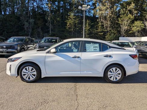 New 2025 Nissan Sentra S image 8