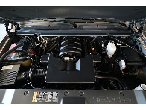 Used 2019 Chevrolet Suburban Premier w/ Premier Plus Edition AWD/4WD image 10