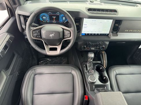 New 2026 Ford Bronco Badlands AWD/4WD image 11