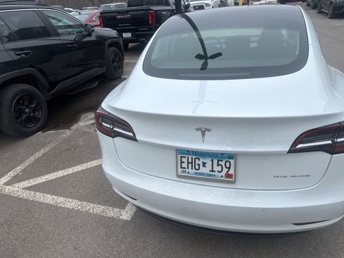 Used 2020 Tesla Model 3 Long Range image 12