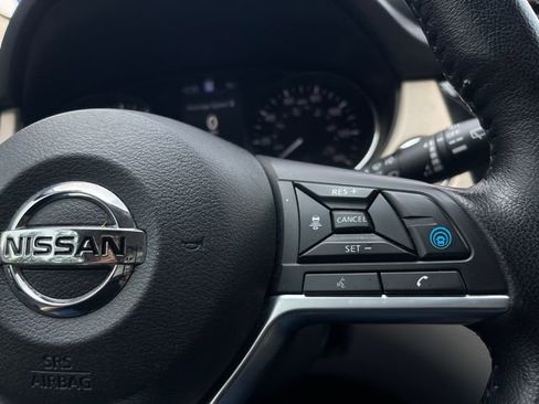 Used 2022 Nissan Rogue Sport SL w/ Premium Package image 15