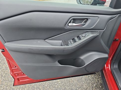 New 2026 Nissan Rogue SV image 17