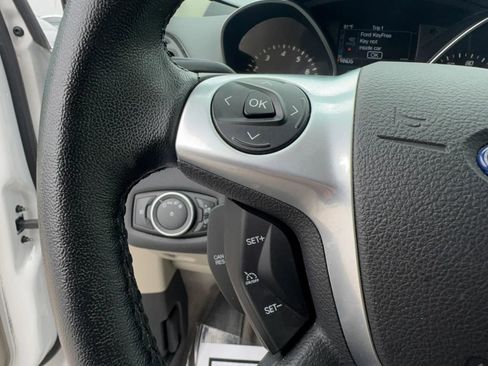 Used 2015 Ford Escape Titanium FWD image 16