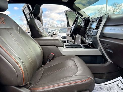 Used 2017 Ford F250 King Ranch w/ King Ranch Ultimate Package image 23