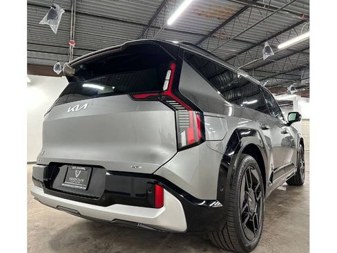 Used 2024 Kia EV9 GT-Line image 13