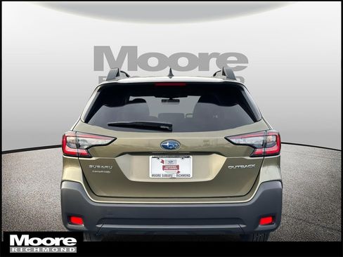 Certified 2025 Subaru Outback Premium image 4