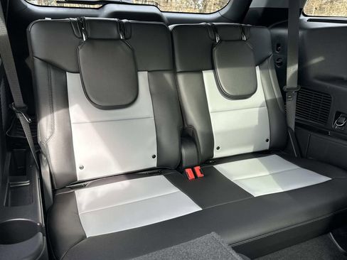 Used 2023 Ford Explorer XLT w/ Equipment Group 202A image 17