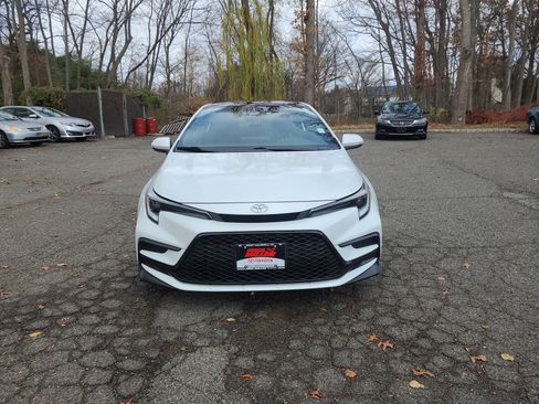 Used 2023 Toyota Corolla XSE image 2