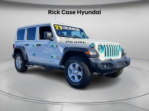 Used 2021 Jeep Wrangler Unlimited Sport w/ Sun And Sound Package image 9