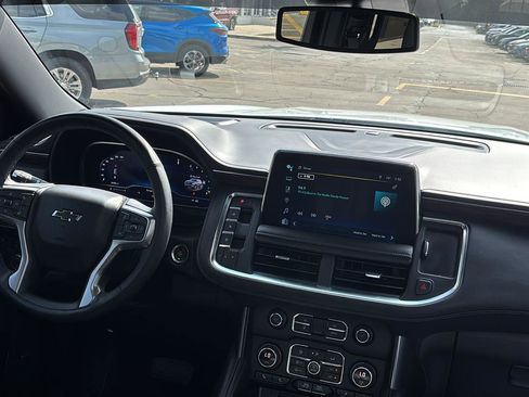 Used 2023 Chevrolet Tahoe Z71 w/ Luxury Package AWD/4WD image 28