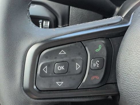 Used 2025 Jeep Wrangler Unlimited Rubicon AWD/4WD image 24