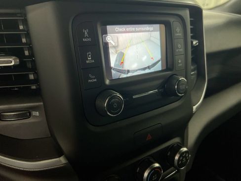 Used 2022 RAM 1500 Big Horn AWD/4WD image 14